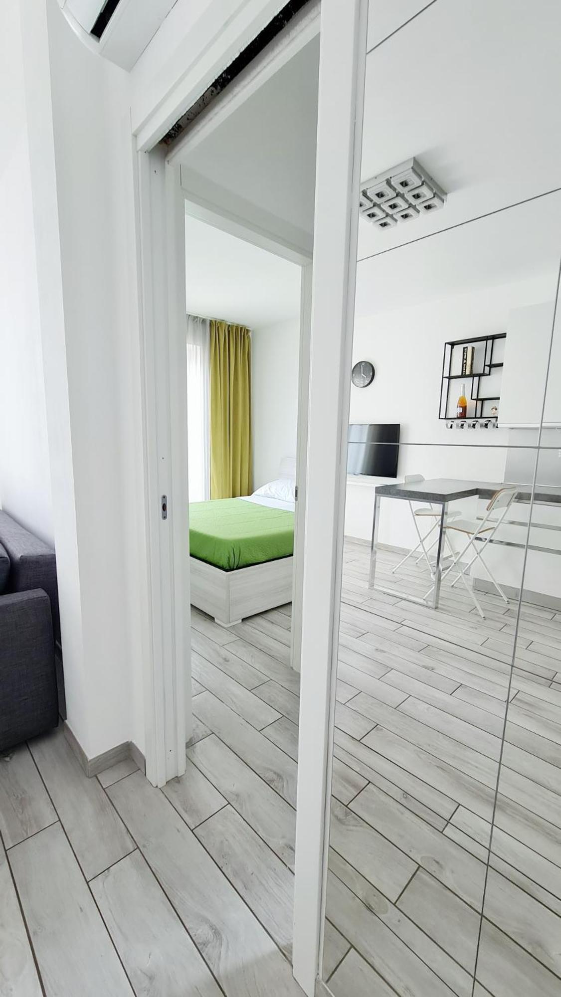 Severis Apartment فيوميتشينو المظهر الخارجي الصورة